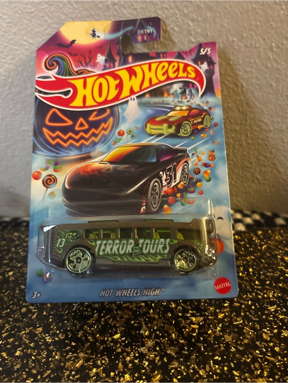 Hot wheels Halloween Terror Tours Green Die-Cast Bus - Mattel